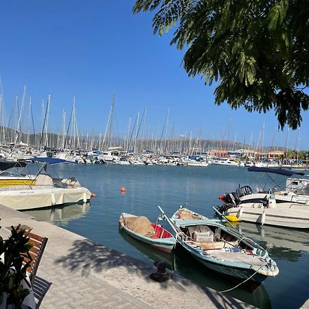 Traditional Lefkas Marina House Lefkada City Exterior photo